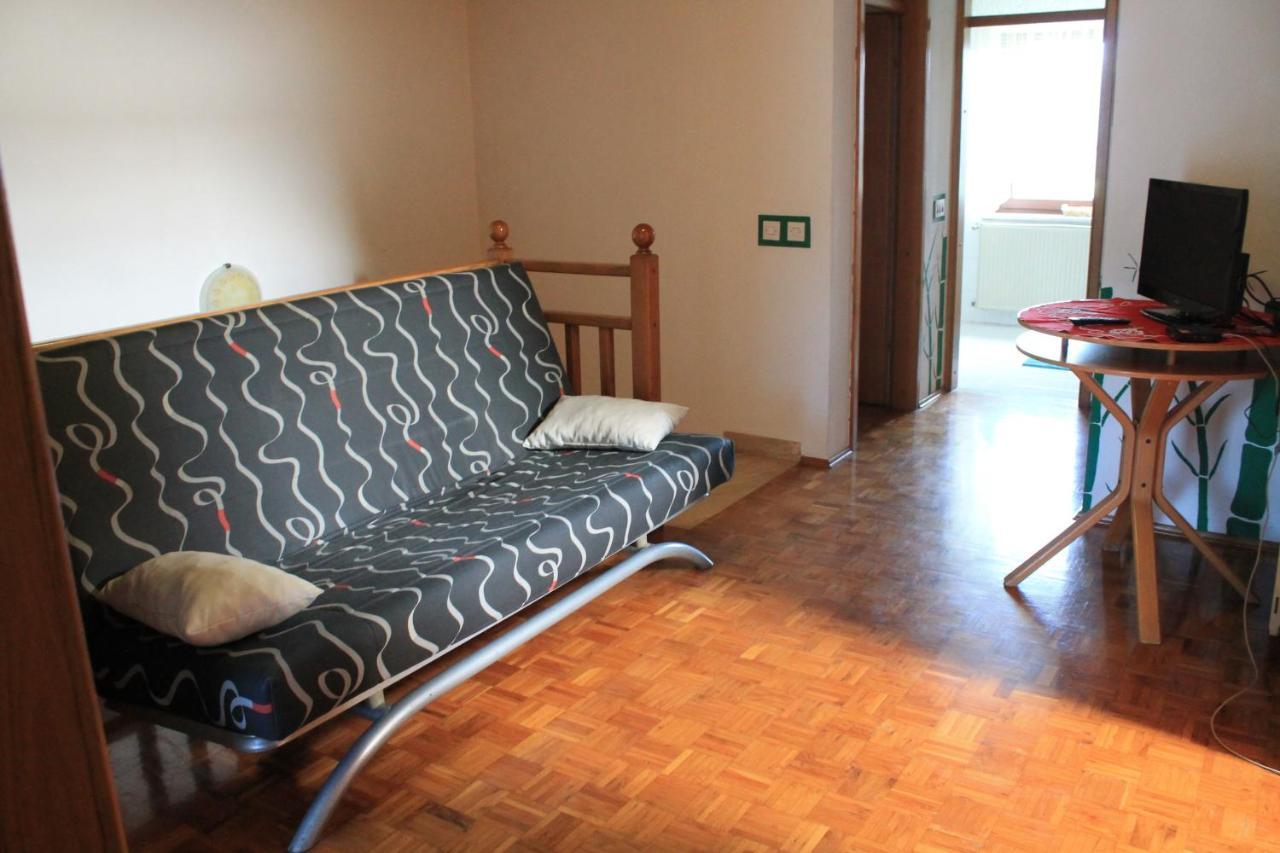 Prijeten Prostoren Apartma V Hisi Pivka Exterior photo