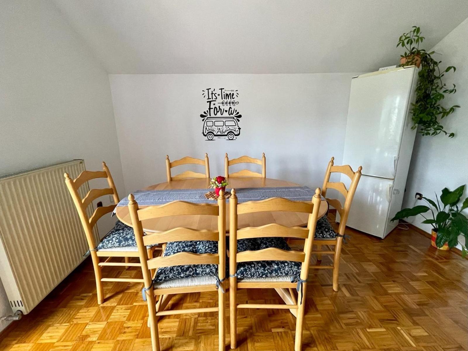 Prijeten Prostoren Apartma V Hisi Pivka Exterior photo