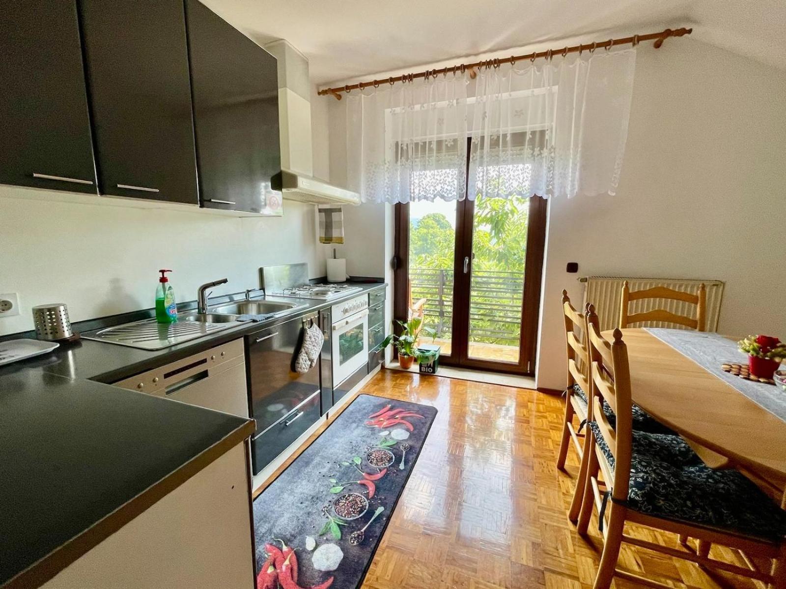 Prijeten Prostoren Apartma V Hisi Pivka Exterior photo